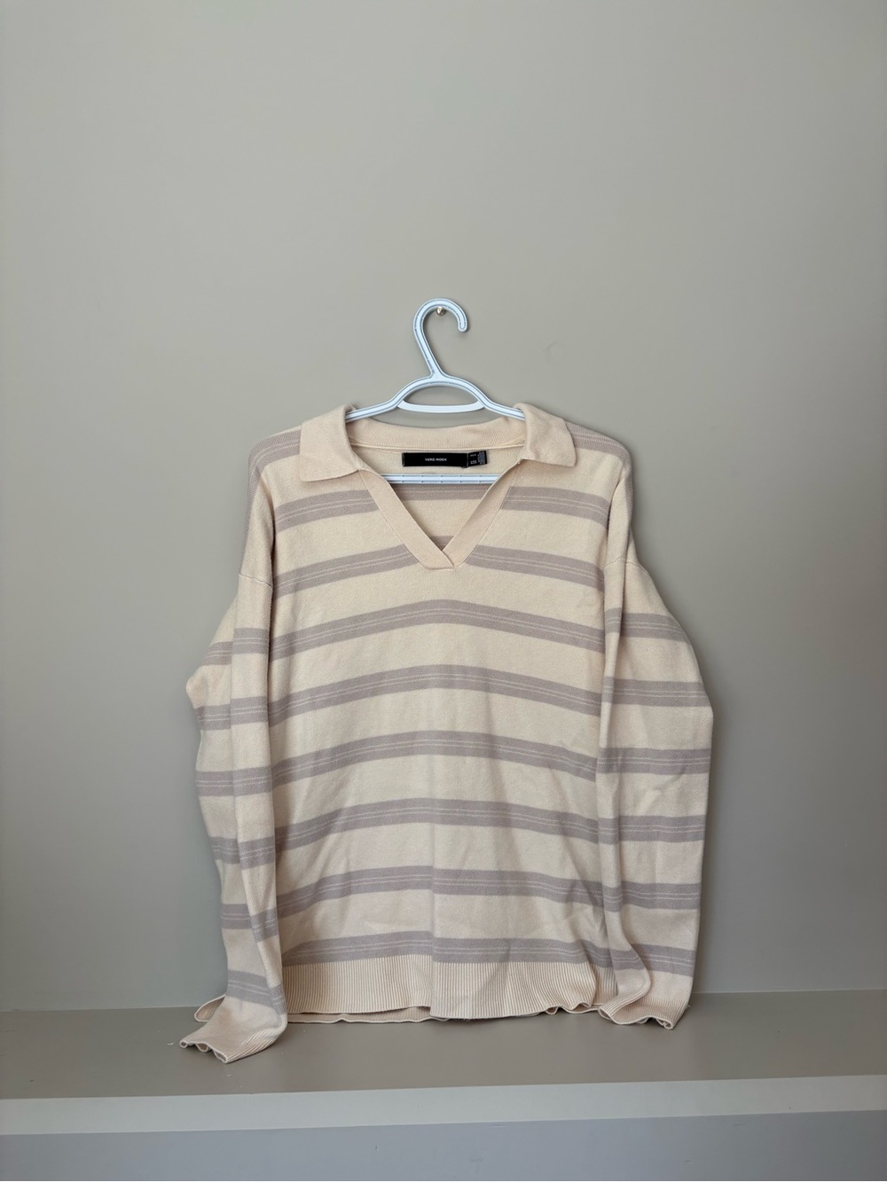Vero Moda Cream and Light Gray Striped V-Neck Sweater